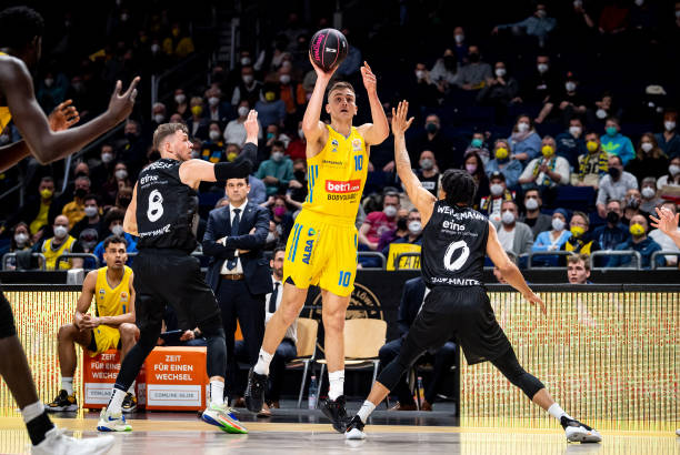 目光聚焦于 目光聚焦于