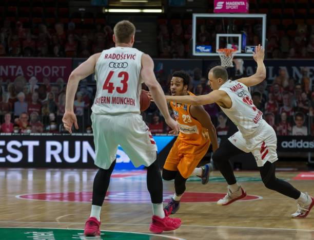 U16男篮亚洲杯：中国男篮58分狂胜蒙古 张懿赵杰27+6+5+4